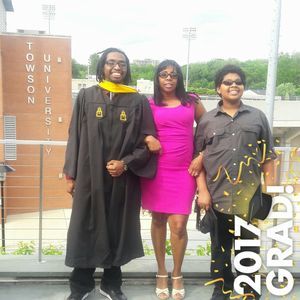 Meet your Posher, Denniee